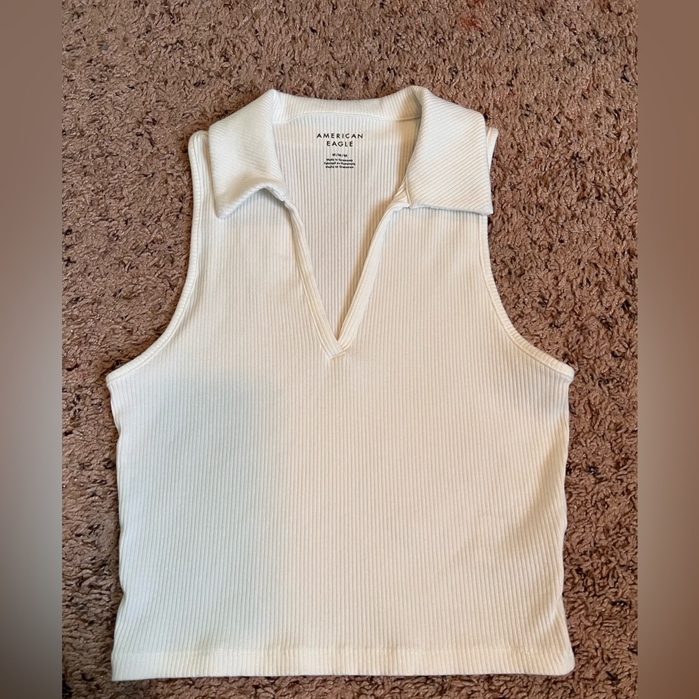 American Eagle Women’s V-Neck Collared Ribbed Cropped Tank Top White Size Medium